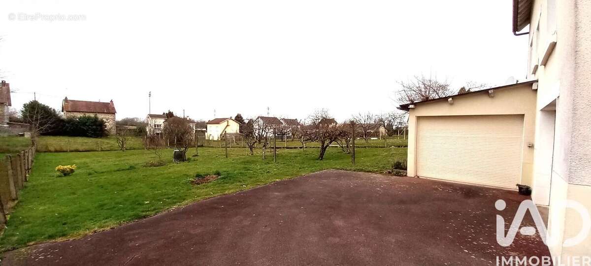 Photo 4 - Maison à SAINT-YRIEIX-LA-PERCHE
