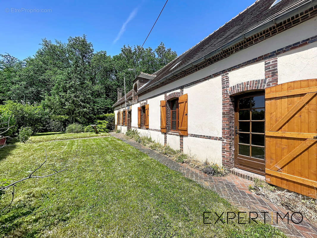 Maison à LE MESNIL-THOMAS