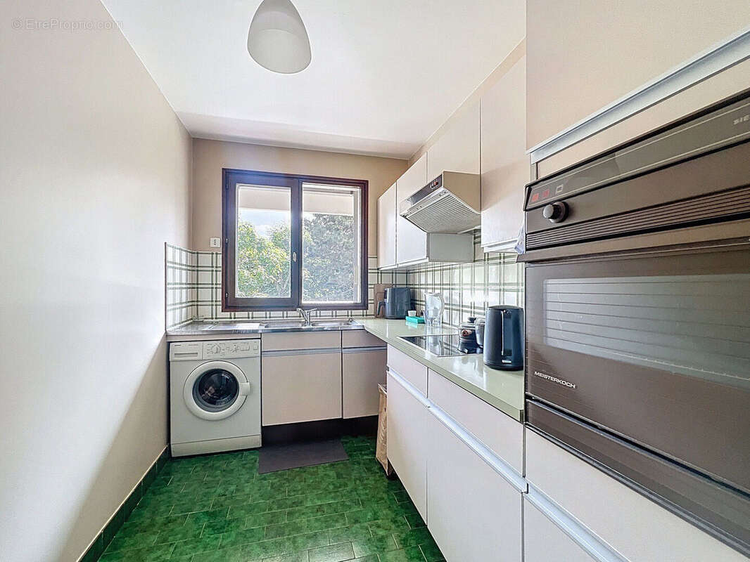 Appartement à SURESNES