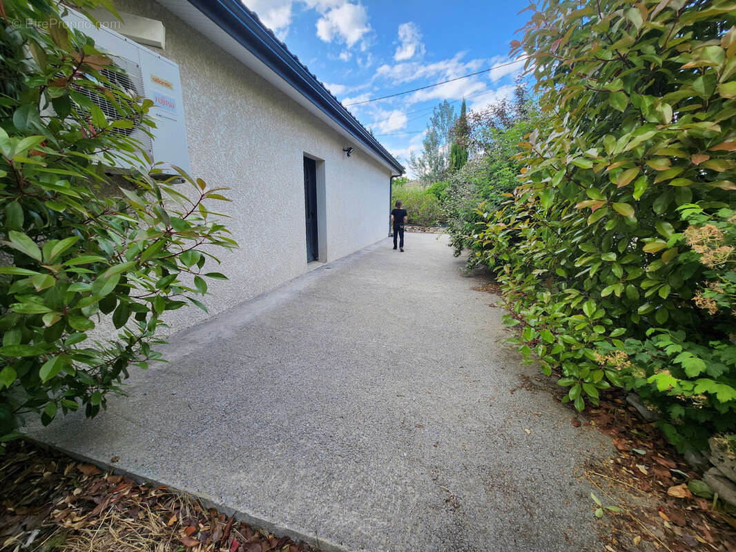 Maison à VINEZAC