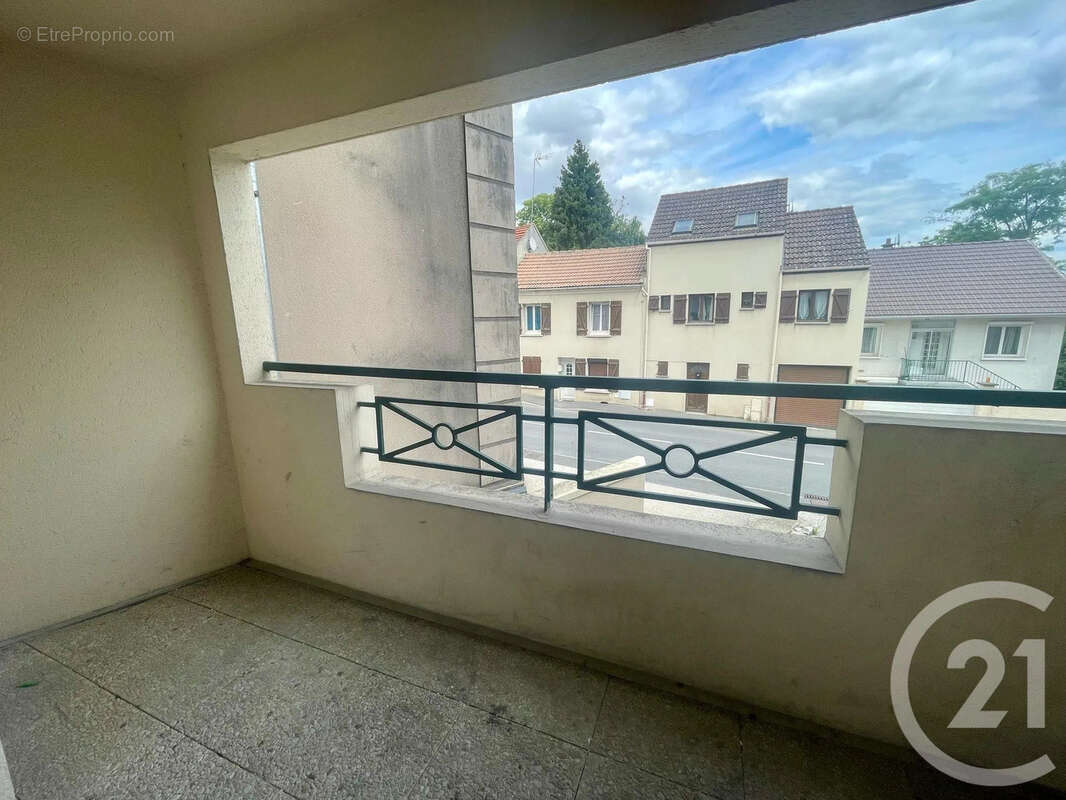 Appartement à CLAYE-SOUILLY
