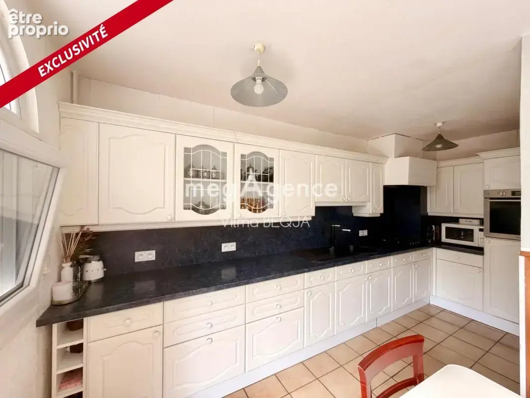Maison familiale 7 pièces à proximité immédiate de la gare de Sens - photo 4