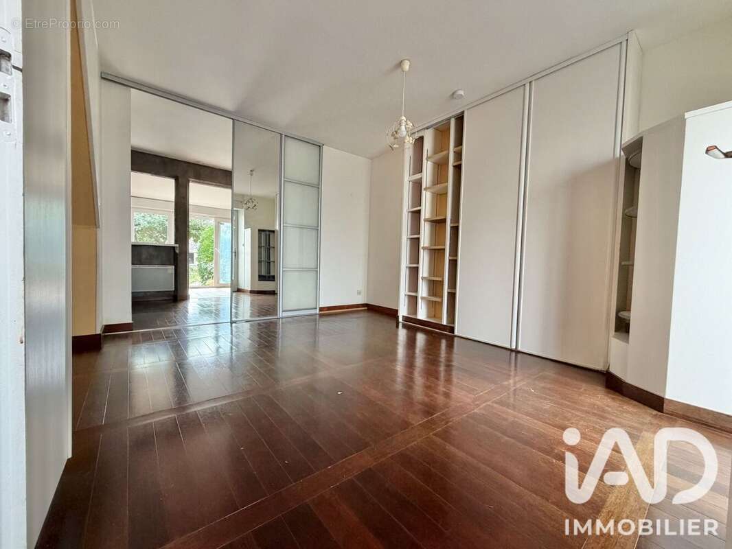 Maison 97 m² à Barneville-Carteret  - photo 2
