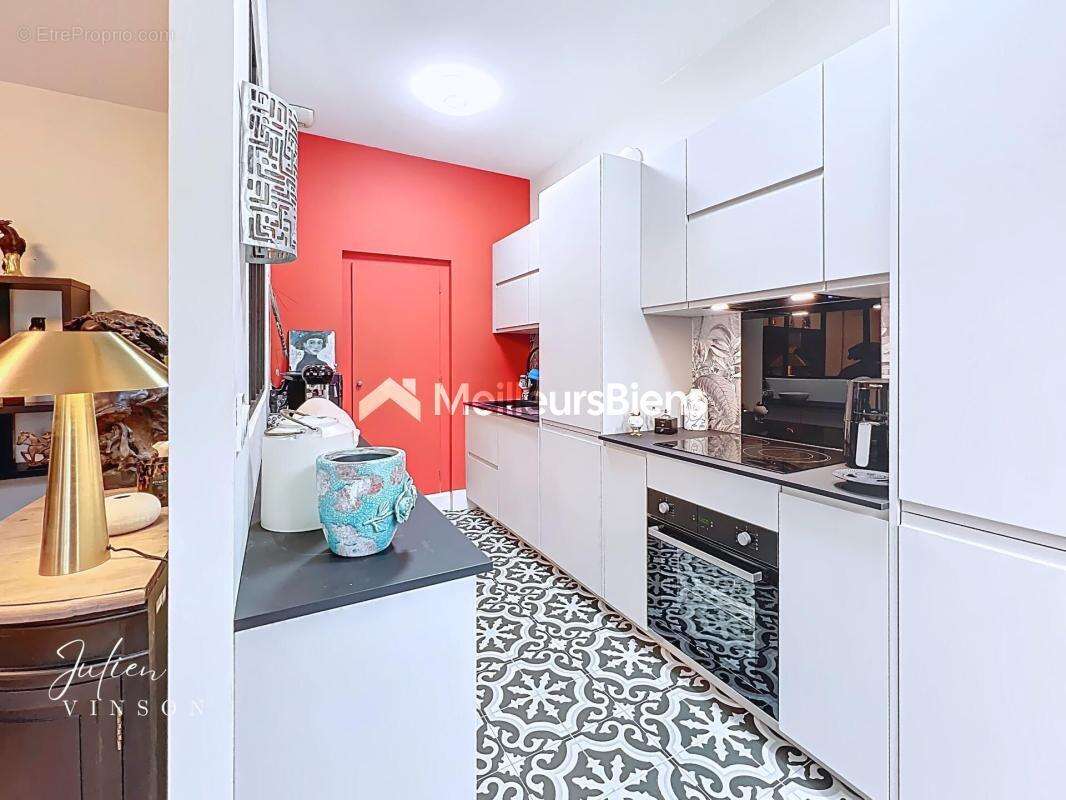 Appartement de charme avec 3 chambres en coeur de ville à Lannion - photo 3