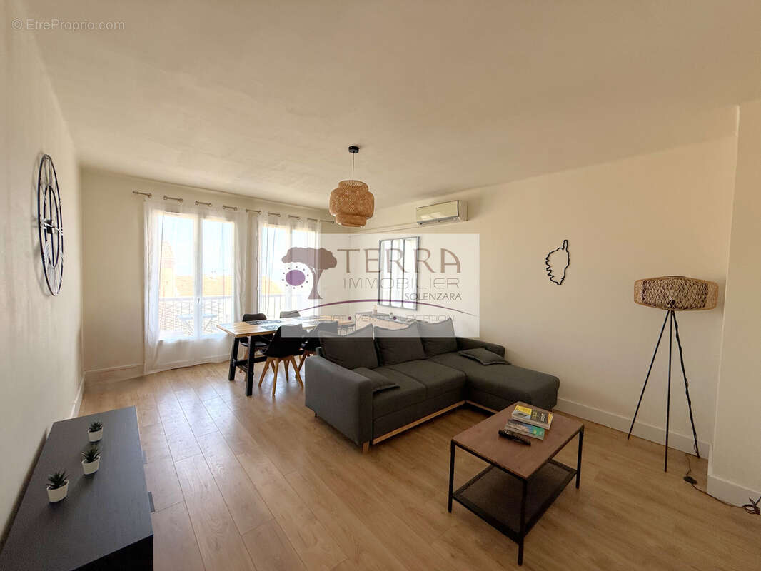 Appartement T3 vue mer de 76 m2 - SOLENZARA - photo 2