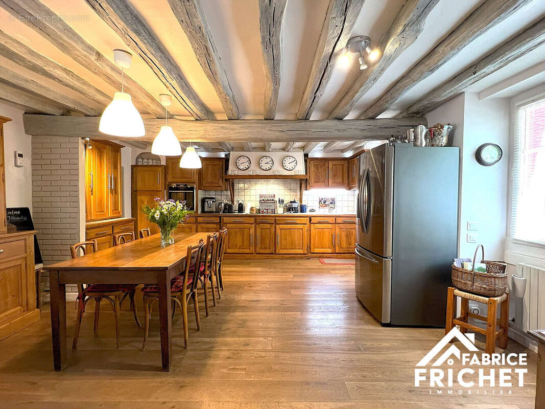 Maison à BONNIERES-SUR-SEINE