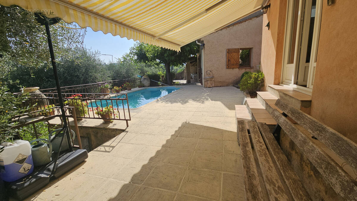 Maison à PEYMEINADE