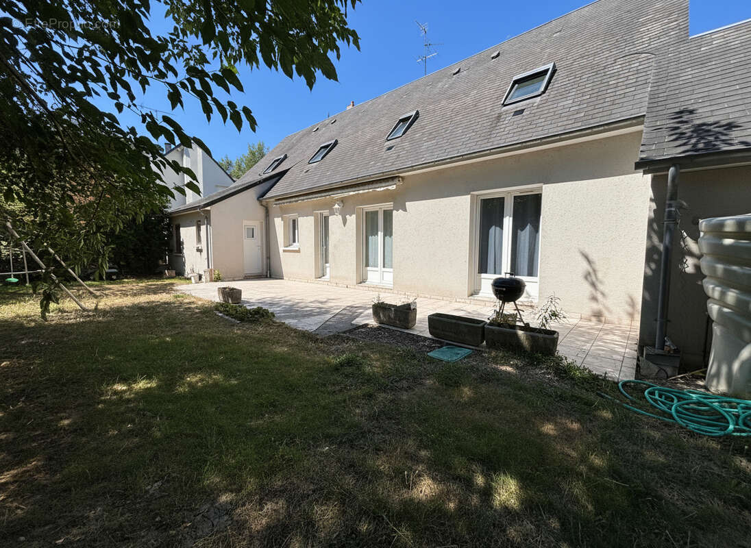 Maison 217m² à chambray-lès-tours - photo 2