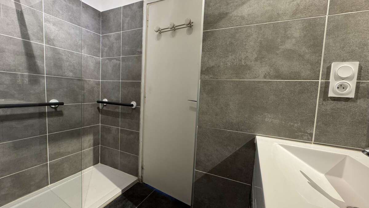 Appartement à JACOB-BELLECOMBETTE