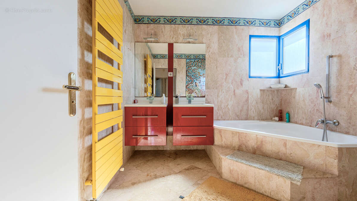 Maison à PRADES-LE-LEZ