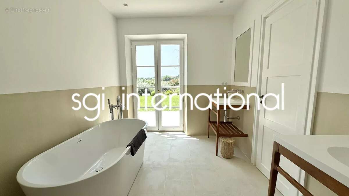 Maison à RAMATUELLE