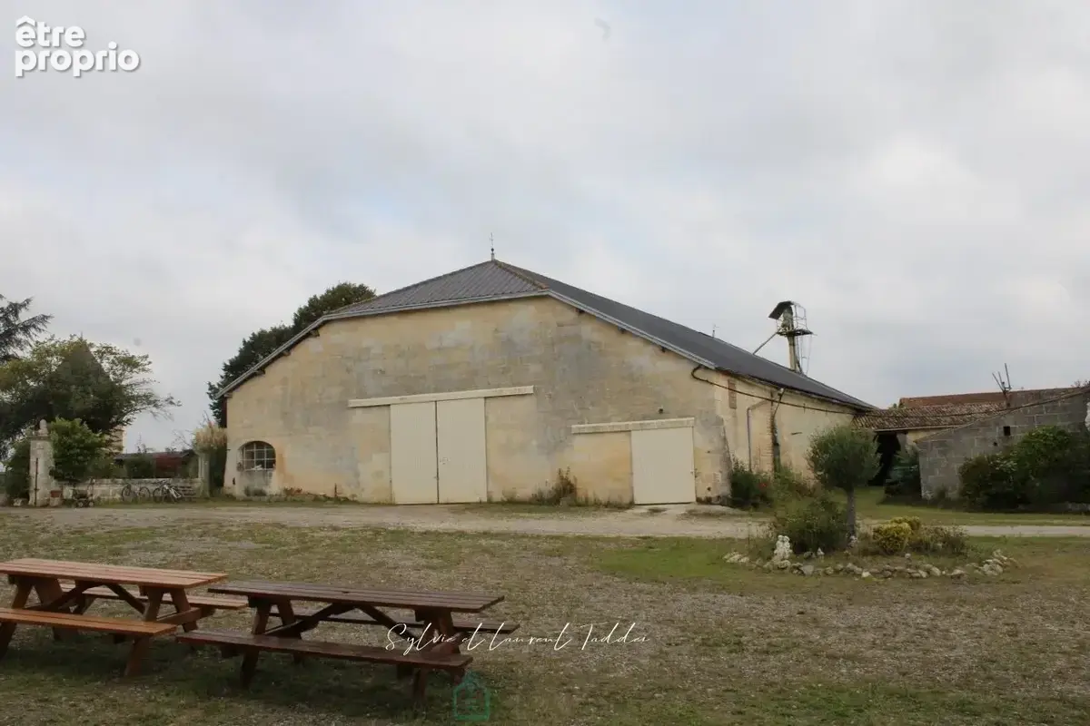 Propriete agricole, ancien domaine de chasse de 117 ha proche de jonzac - photo 6