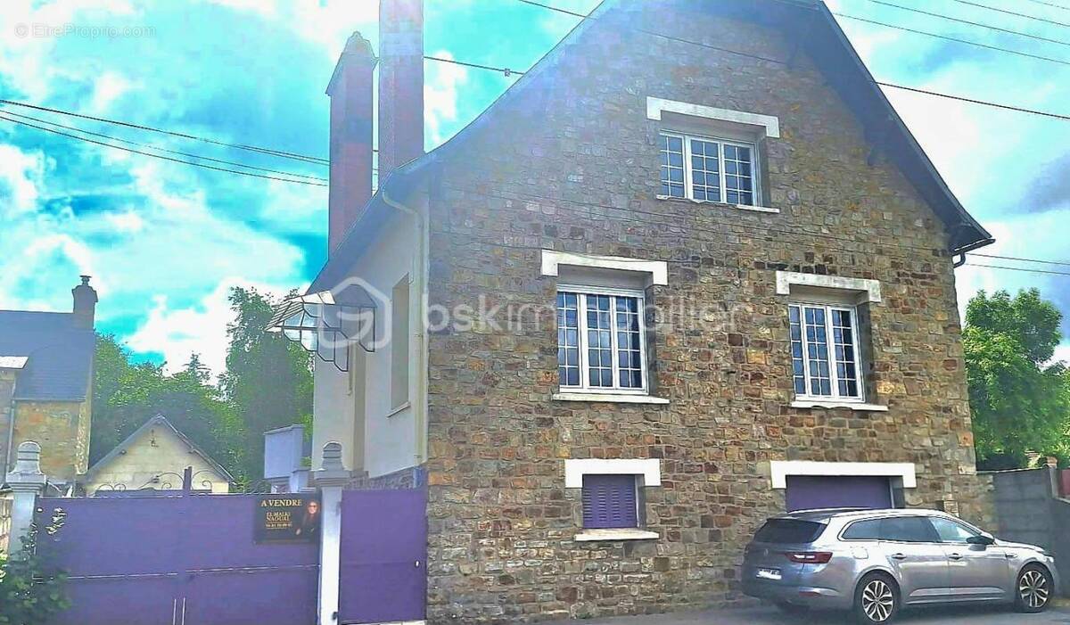 Maison à BRICQUEBEC