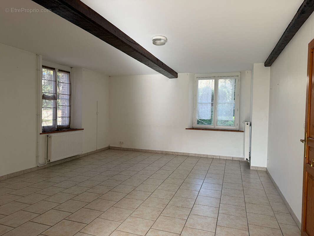 Maison à vendre - Les Loges centre bourg - 3 chambres - Jardin 1 100 m² - Calme - photo 4