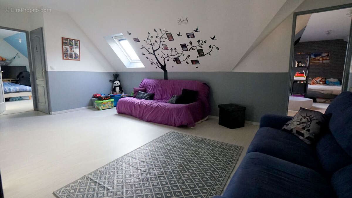 Maison à MEZIERES-SUR-SEINE