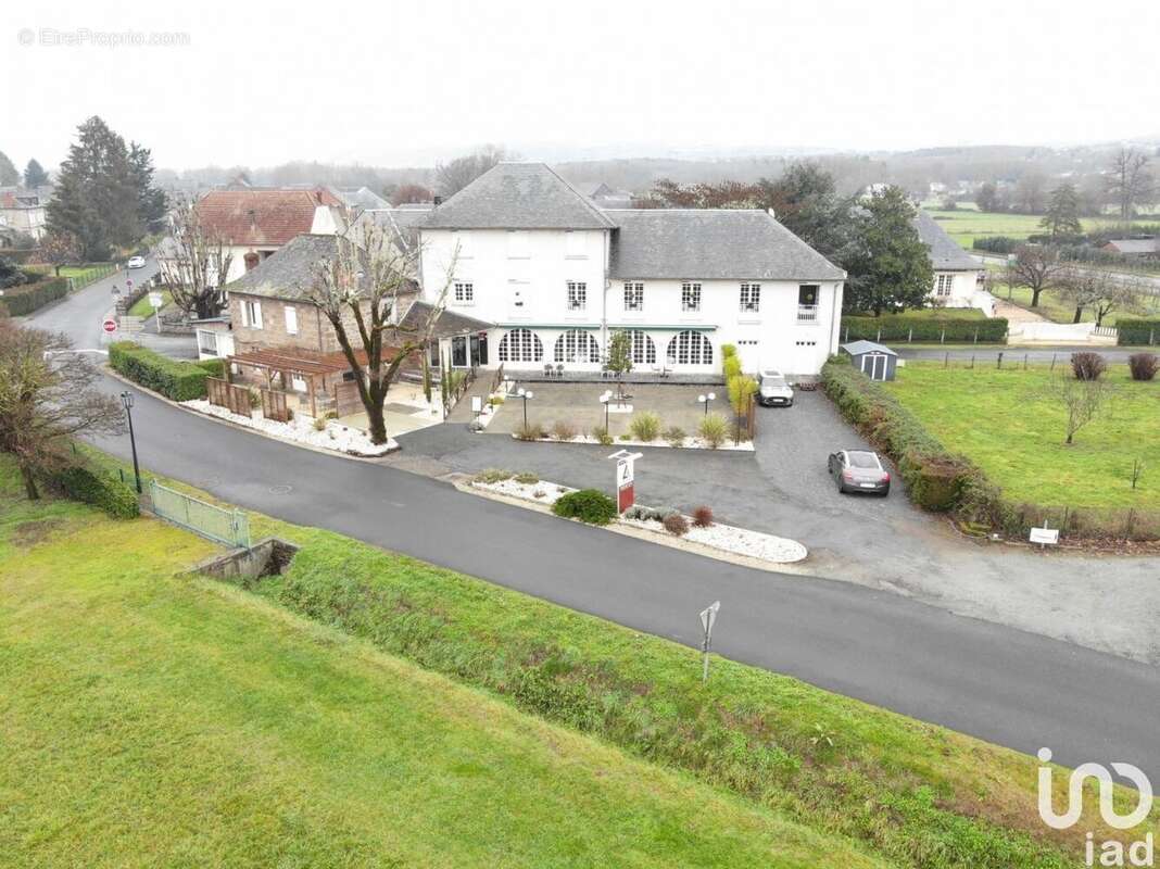 Photo 3 - Commerce à SAINT-VIANCE