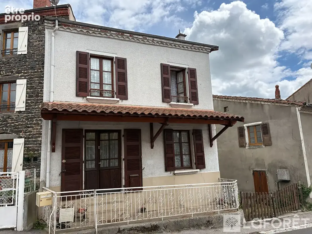 Maison à MAZEYRAT-D'ALLIER