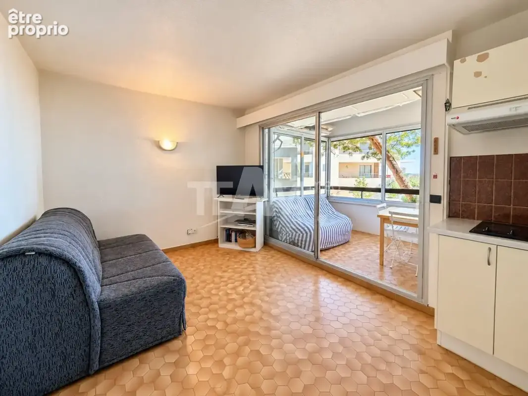 Studio avec cabine, loggia vitrée et vue mer à Sète - photo 4