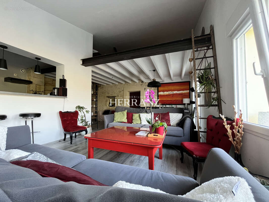 Maison en pierre 5 chambres de plain-pied avec chai, dépendance et jardin à Montagne, proche Saint-Émilion - photo 6