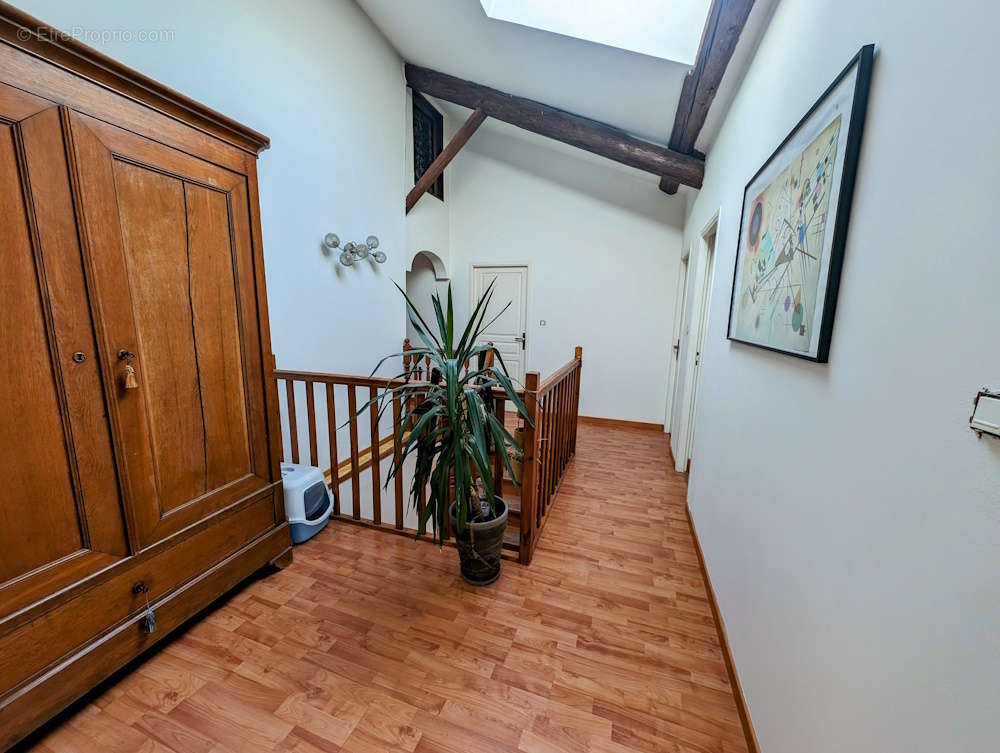 Magnifique Maison de Village entièrement rénovée - photo 7