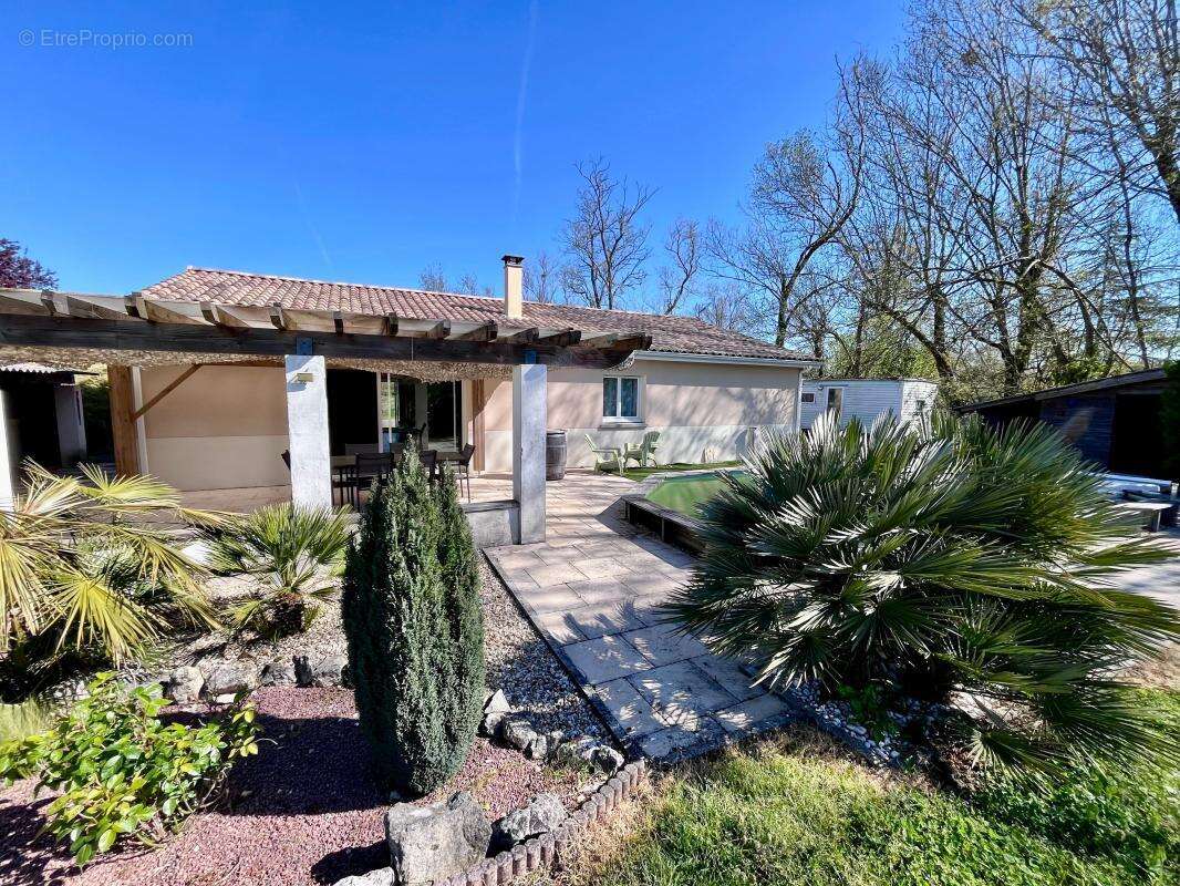 Maison à SAINT-LOUBES