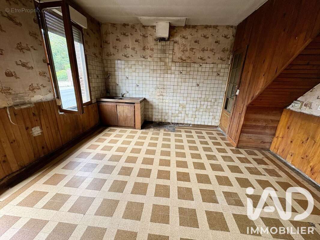 Maison 60 m² à Estrees-Mons  - photo 2