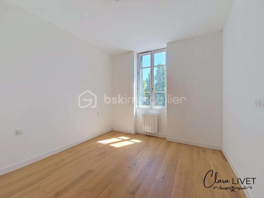 Appartement T3 - Entièrement rénové - Rue Gustave Nadaud - photo 7
