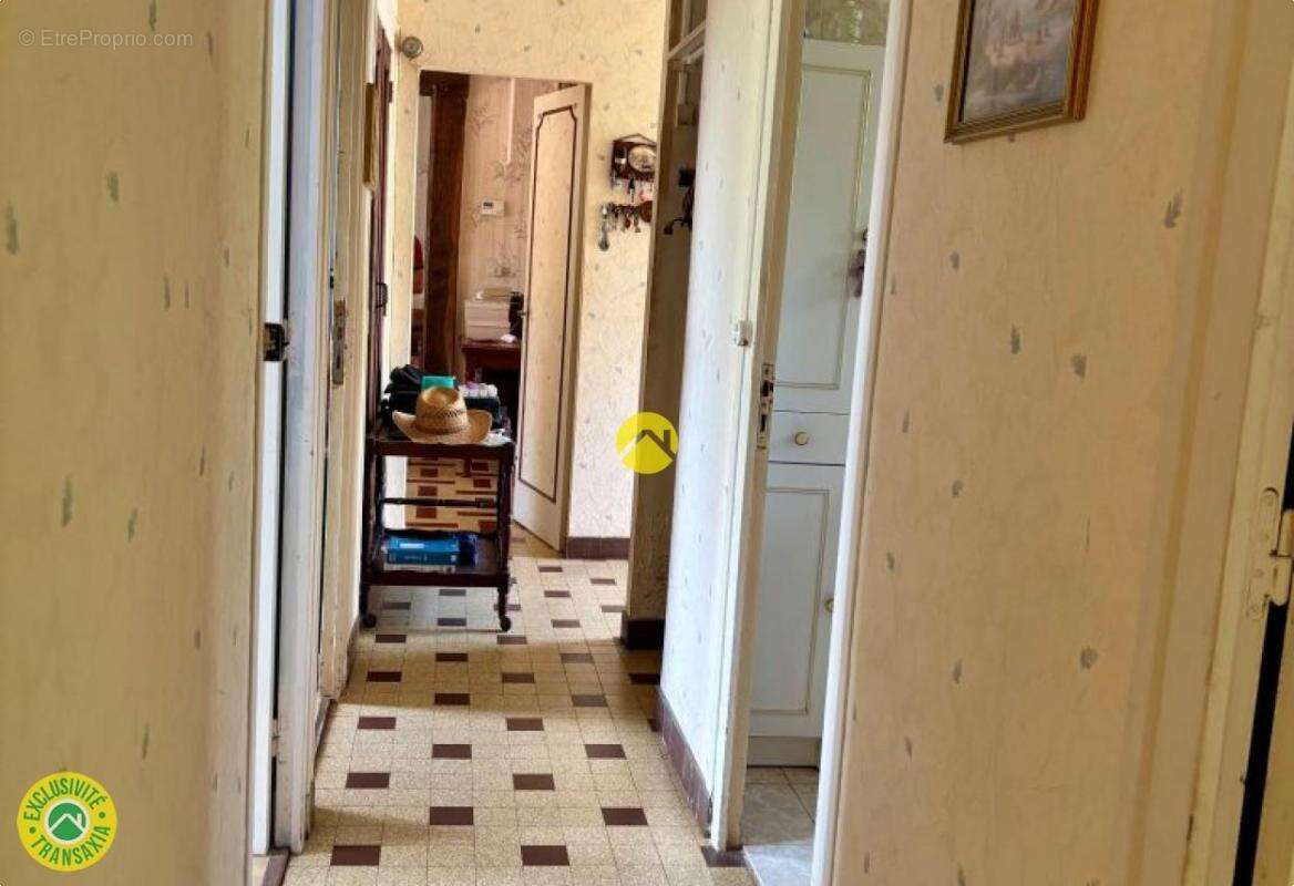 Maison à SAINTE-ALVERE