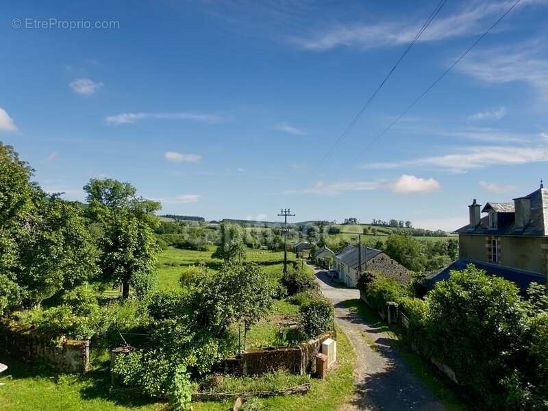 Maison à SAINT-LEGER-DE-FOUGERET