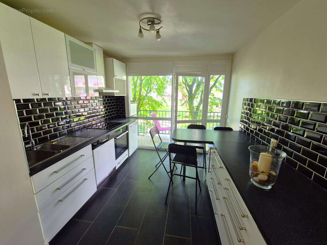 Appartement à VELIZY-VILLACOUBLAY