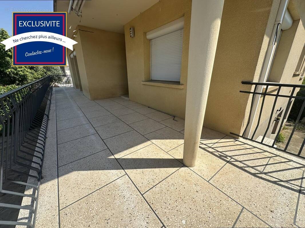 Appartement à VALERGUES