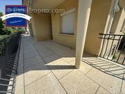 Appartement à VALERGUES