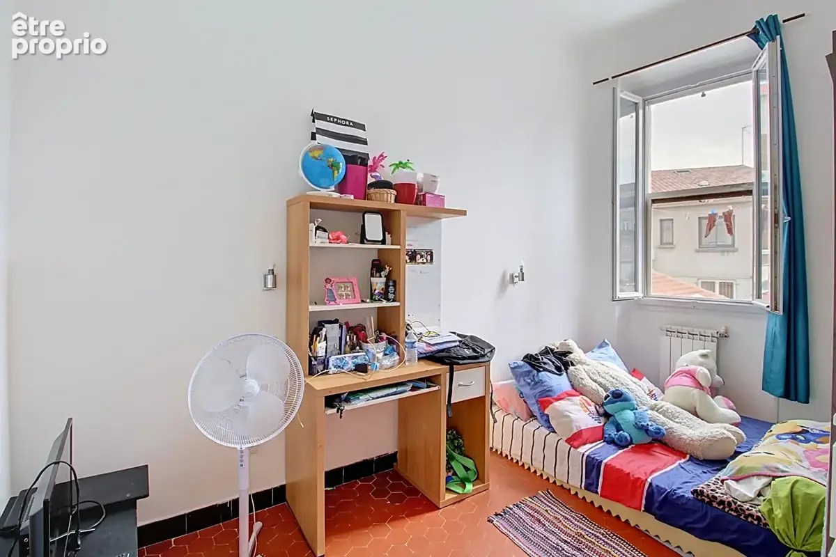 A VENDRE DRAGUIGNAN - T3 loué 580 euros de 60m2 - photo 5