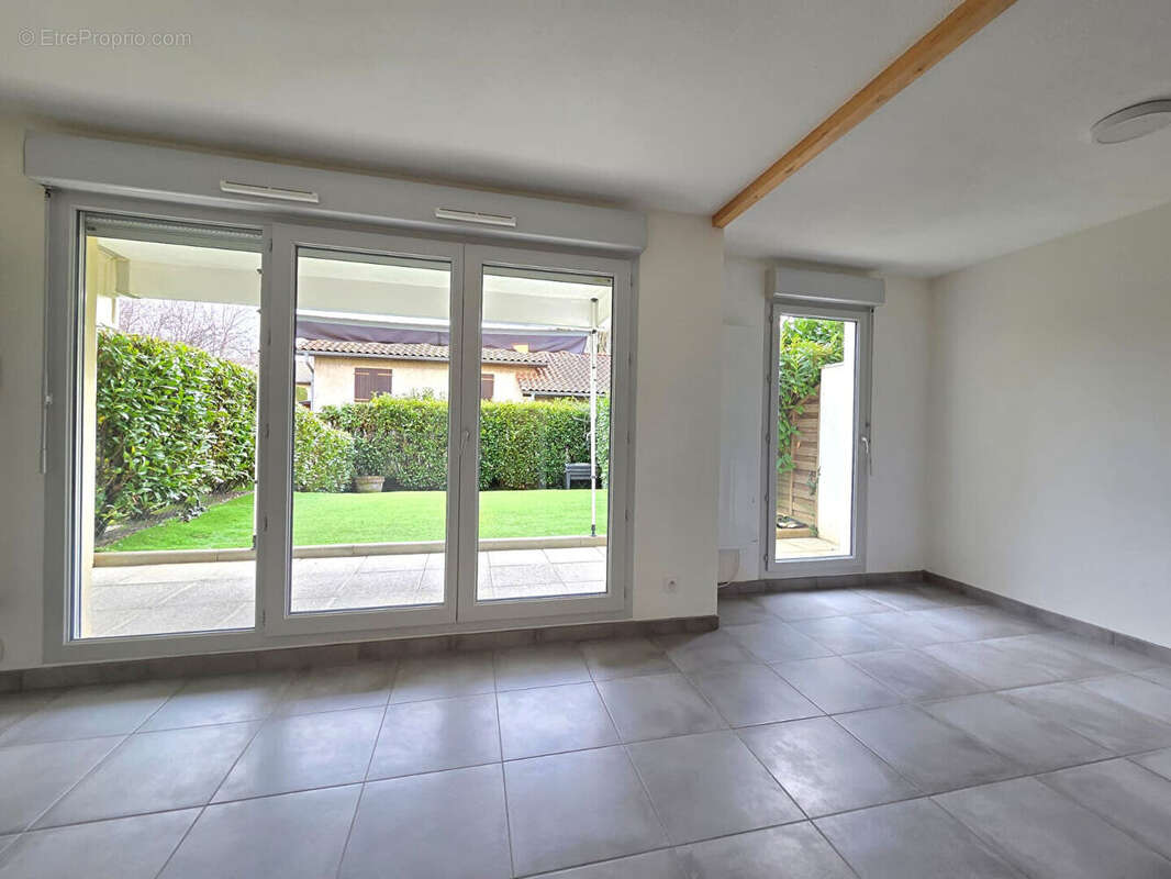 Appartement à RILLIEUX-LA-PAPE