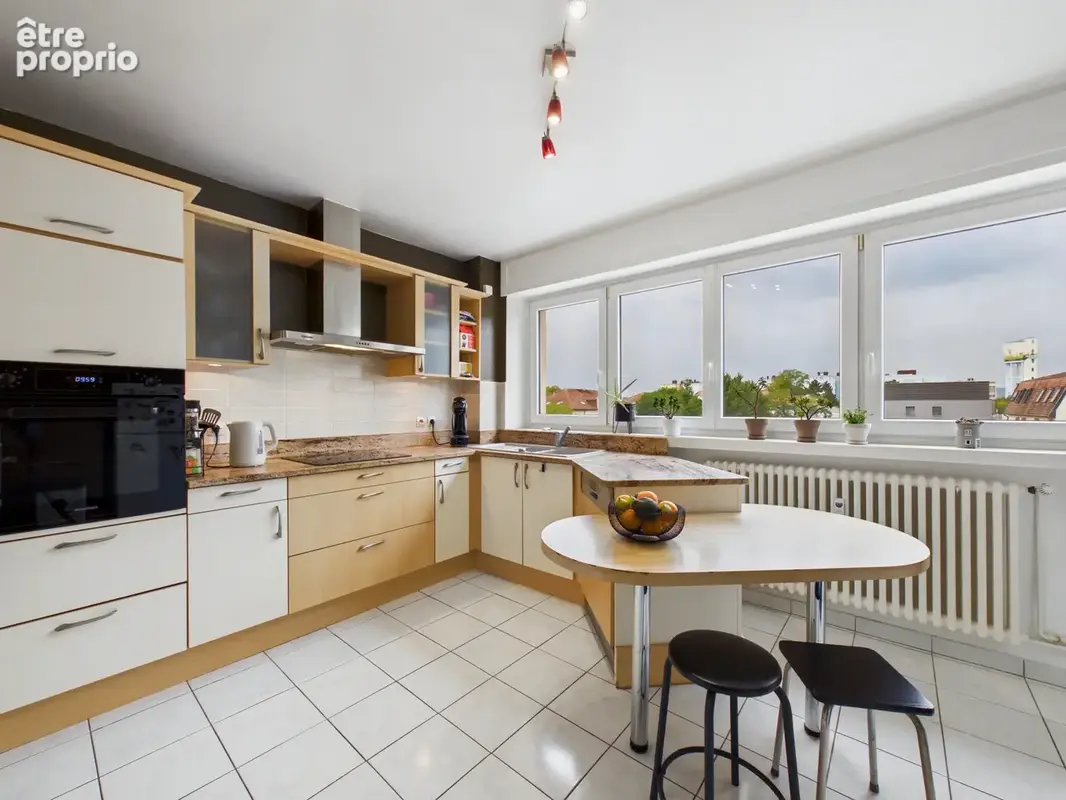 Montigny-lès-metz   spacieux t4 de 94 m2 avec balcon, garage et parking privatif - photo 8