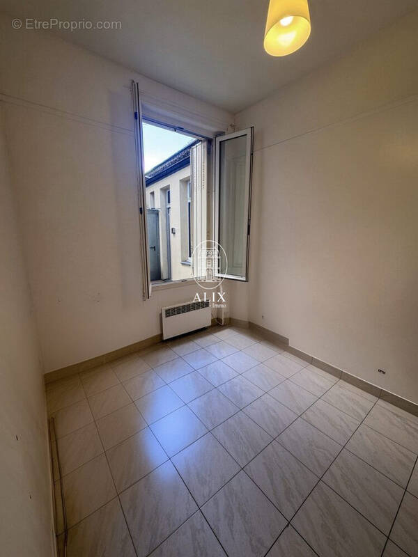 Appartement à LEVALLOIS-PERRET