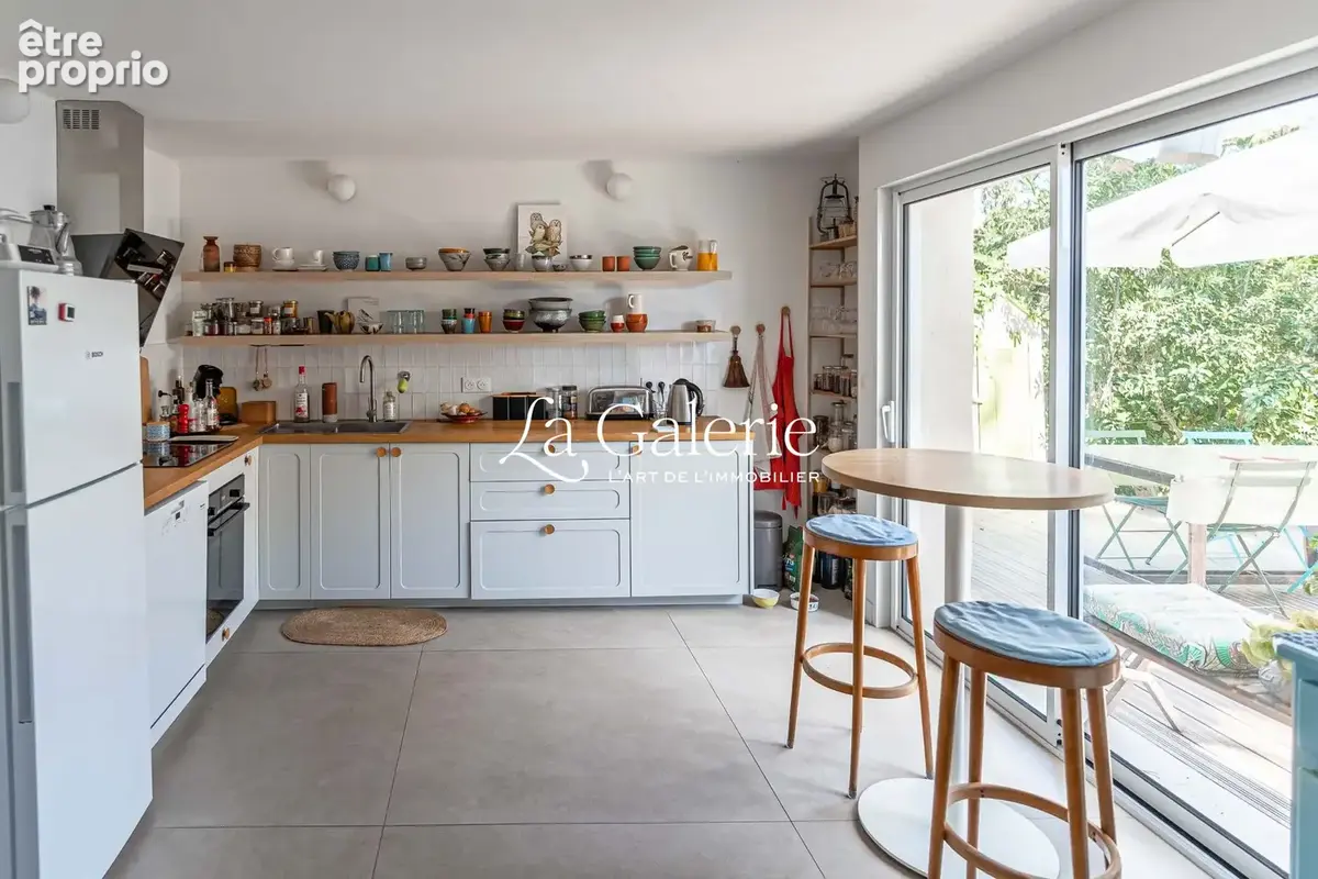 Maison 5 pièces 117 m² à vendre à Hyeres (83400) - photo 9