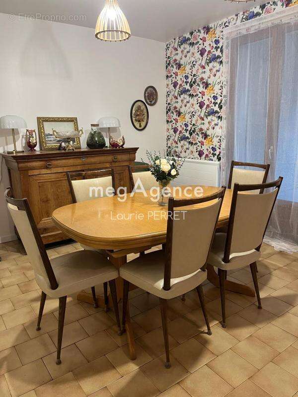 Maison à VILLEFARGEAU