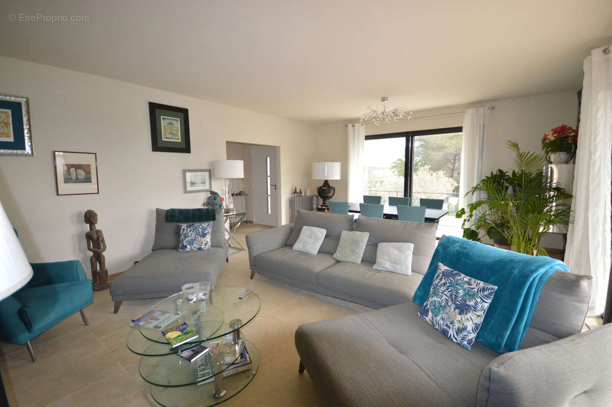 Maison à SAINT-RAPHAEL