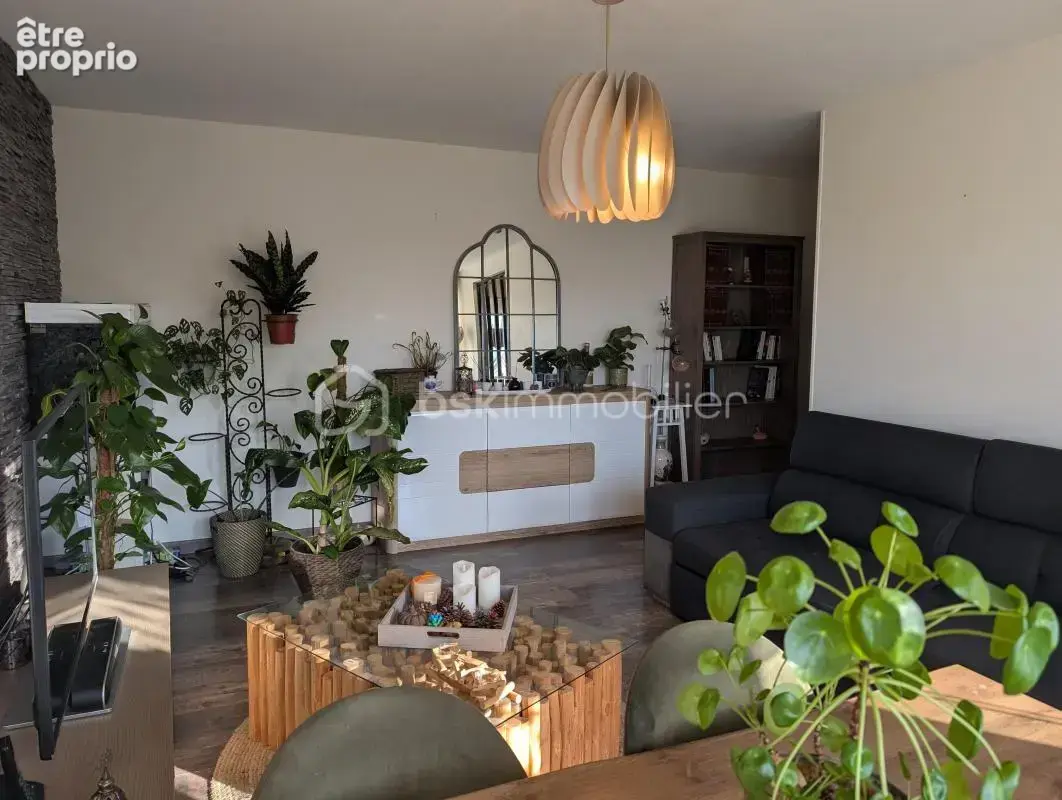 Appartement lumineux avec loggias, box et tennis privatif - photo 4