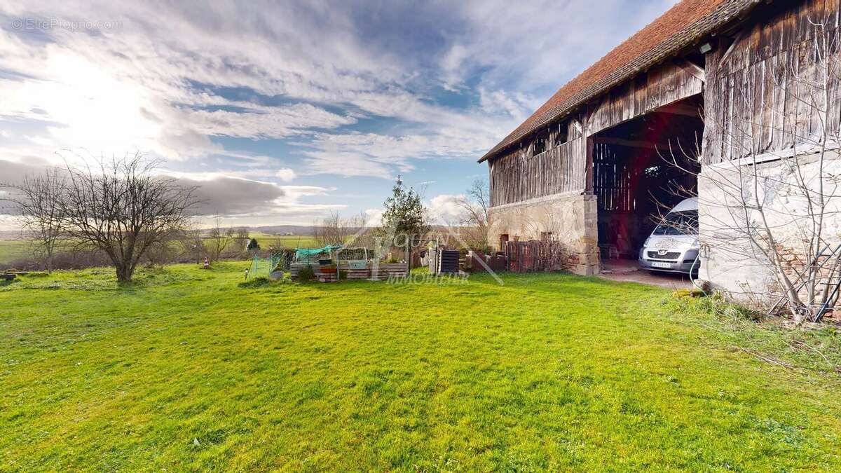 Maison à BOURBON-L'ARCHAMBAULT