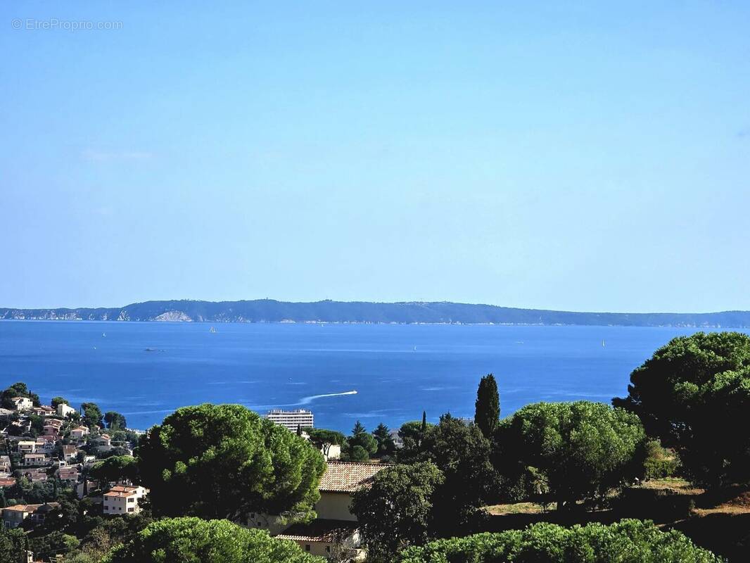 Maison à BORMES-LES-MIMOSAS