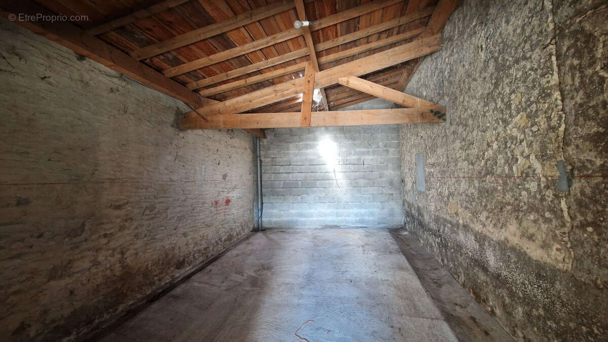 Maison à GIRONDE-SUR-DROPT