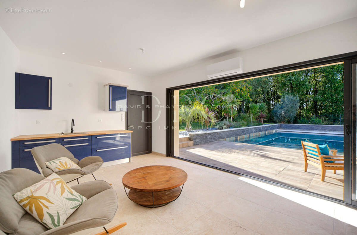 Maison à CASTELNAU-D&#039;ESTRETEFONDS