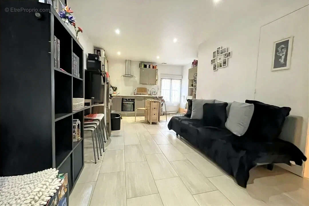 Maison à QUINCY-VOISINS