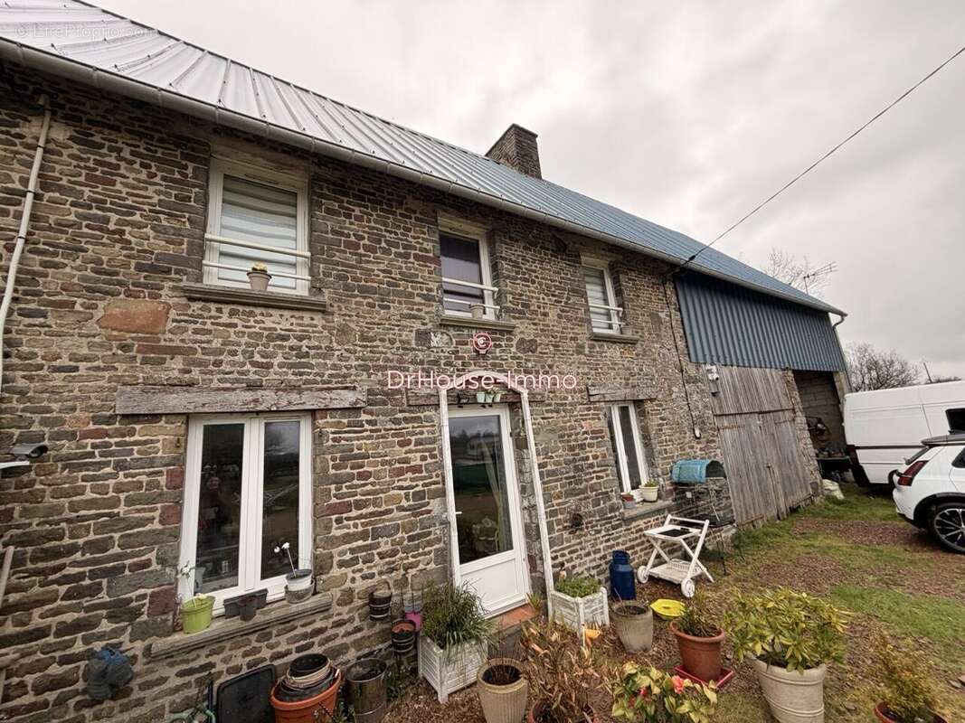 Maison à LE BENY-BOCAGE