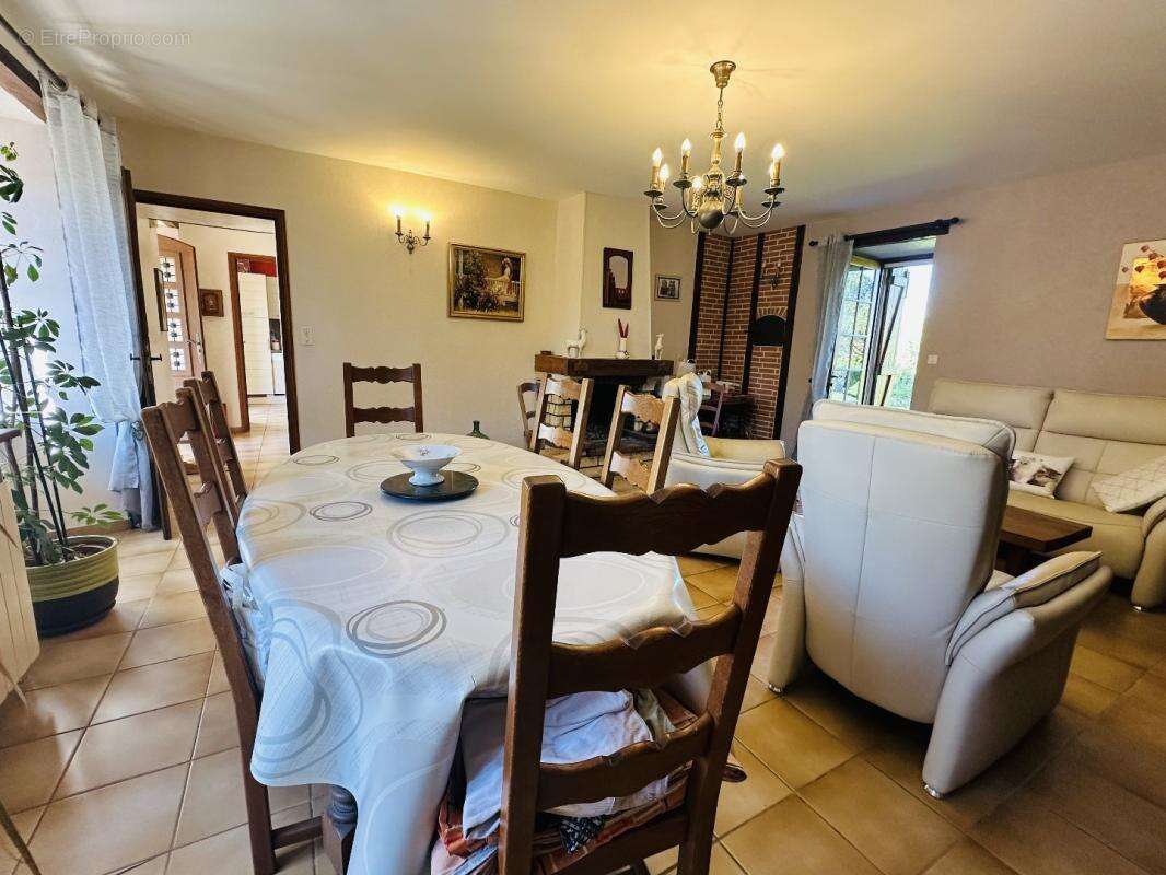 Maison à SAINT-GIRONS