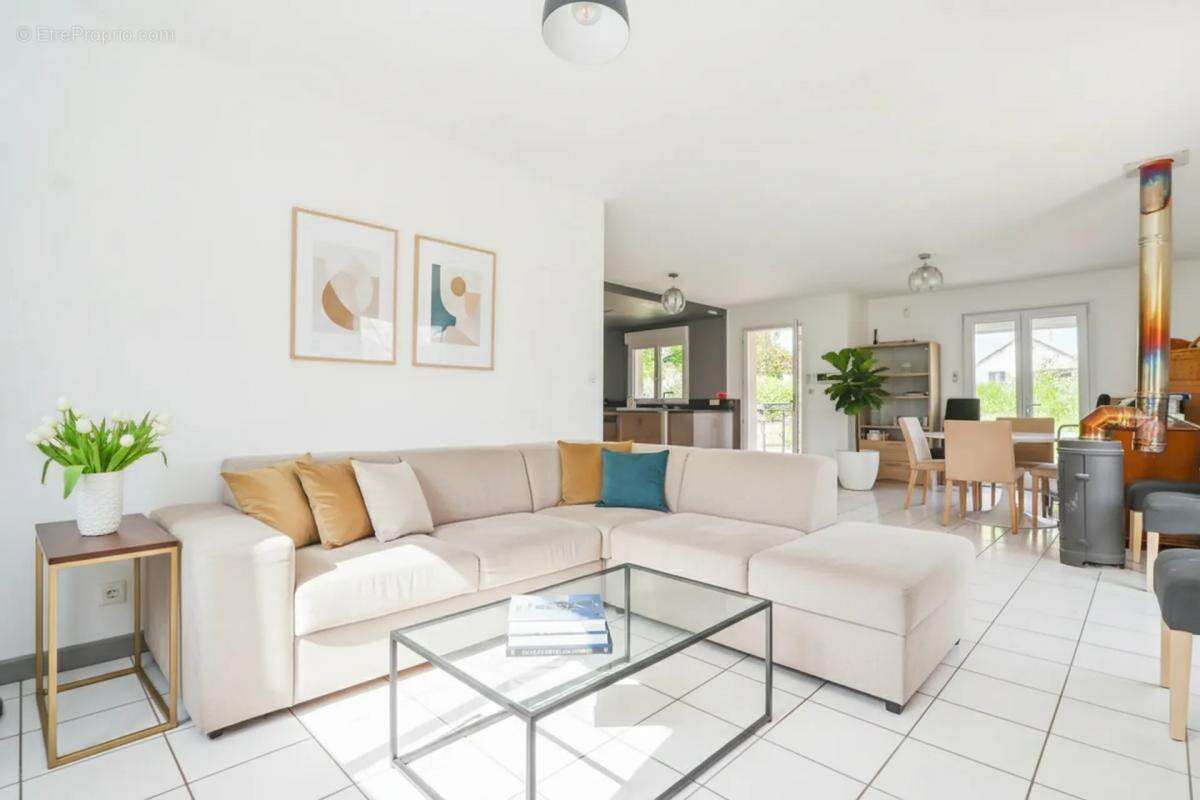 Maison à SAINT-VICTOR-SUR-OUCHE