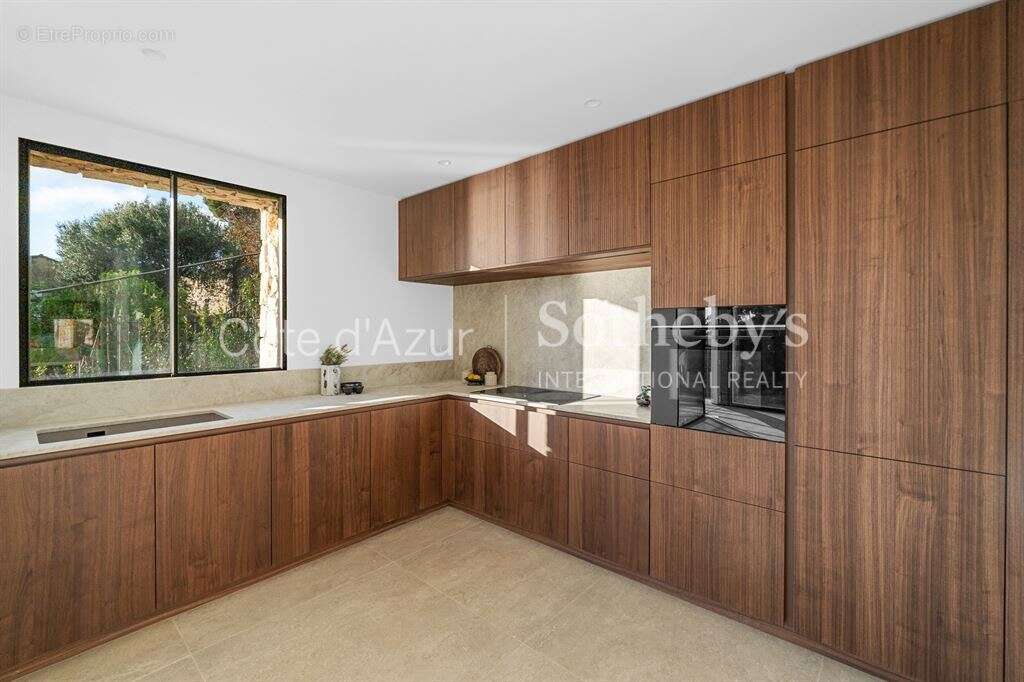 Maison à ROQUEBRUNE-CAP-MARTIN