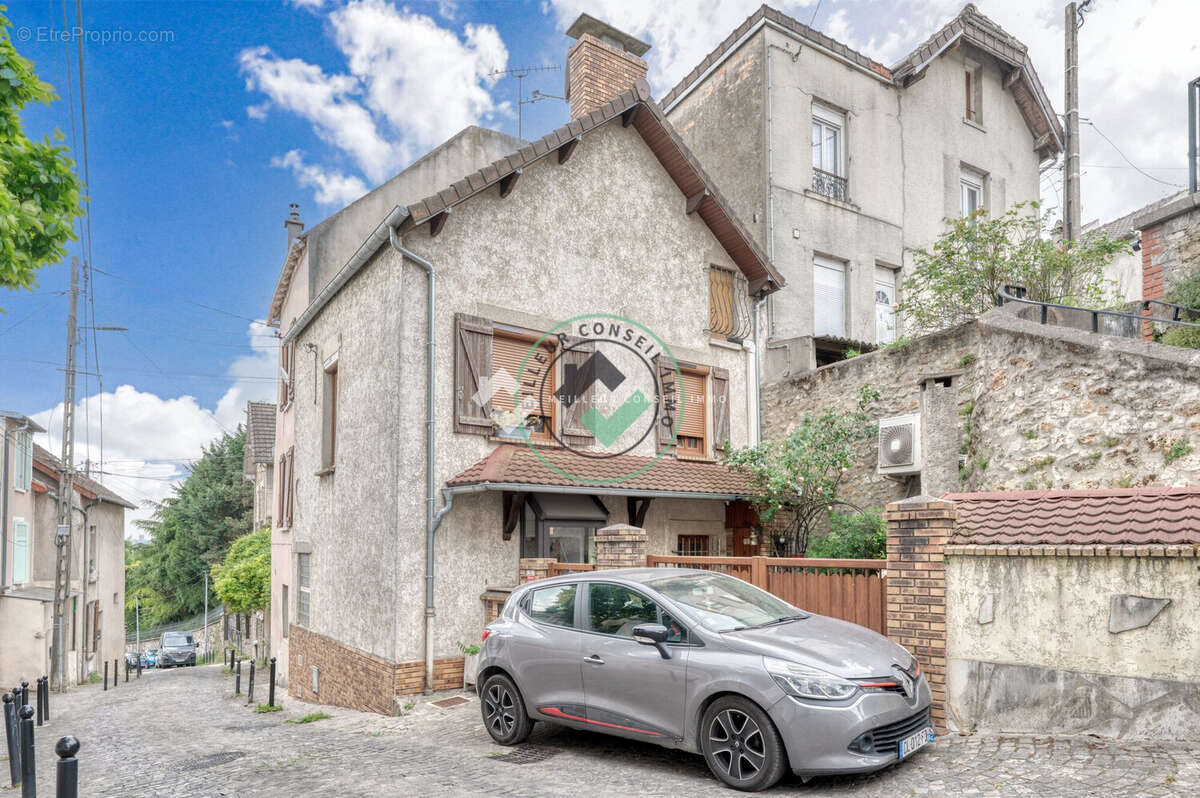 Maison à ATHIS-MONS